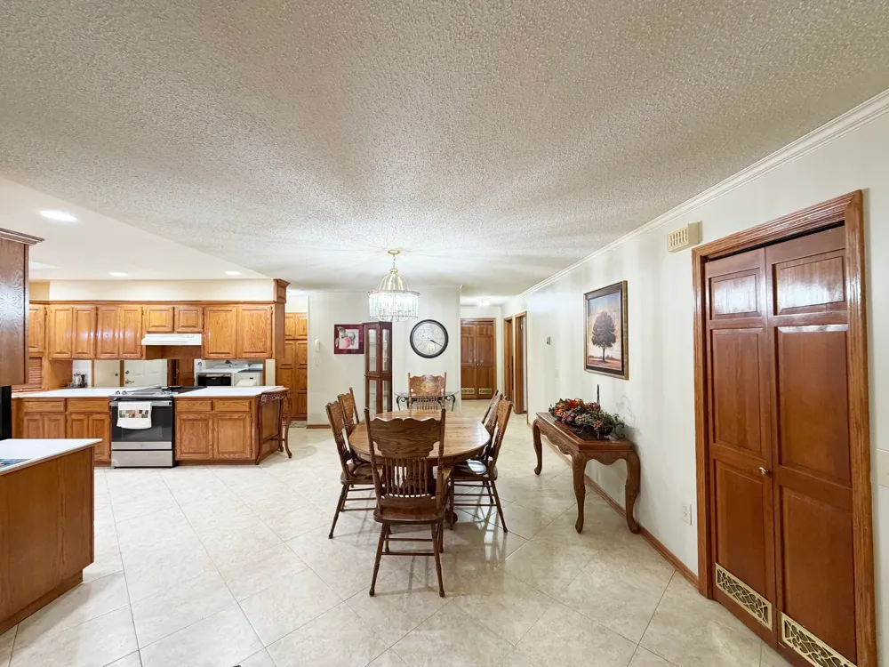 99 Greentree Drive Tahlequah, OK 74464