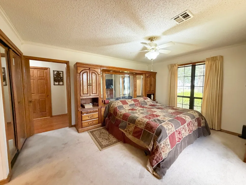 99 Greentree Drive Tahlequah, OK 74464