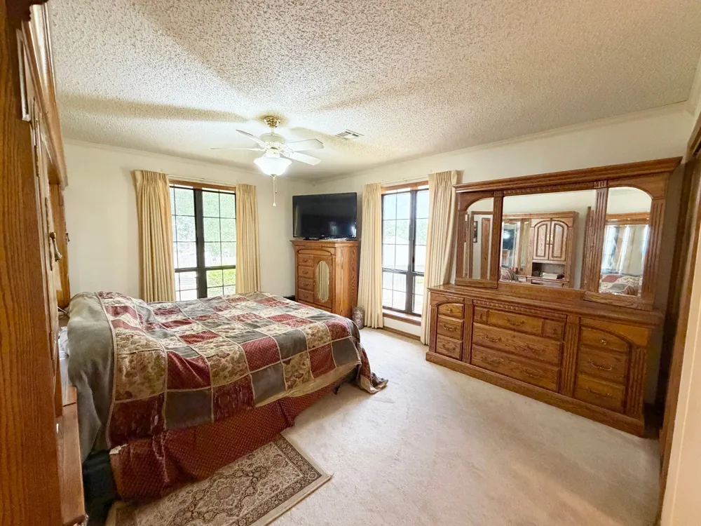 99 Greentree Drive Tahlequah, OK 74464