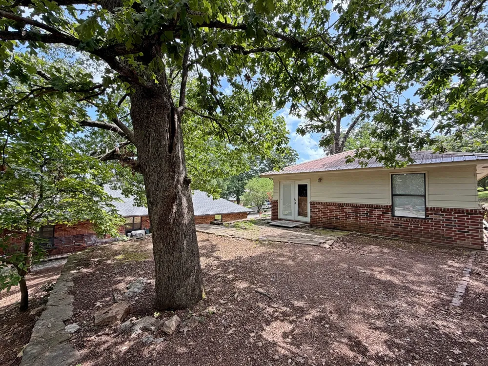 99 Greentree Drive Tahlequah, OK 74464