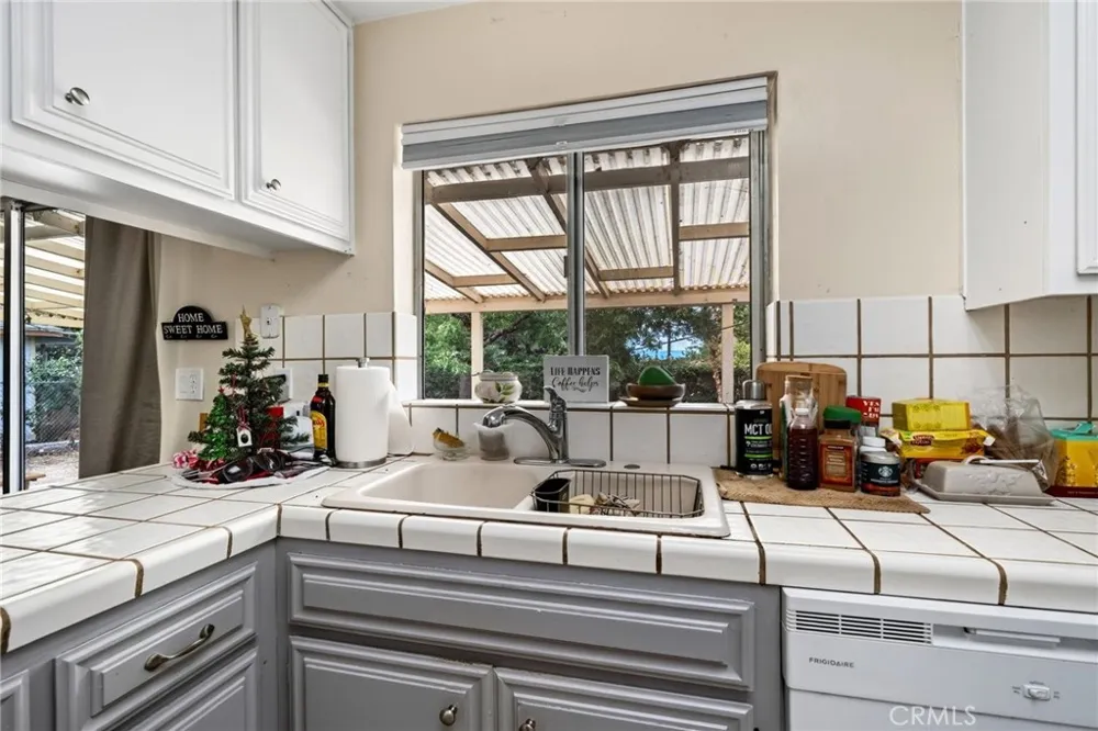 6843 Virginia Lucerne, CA 95458
