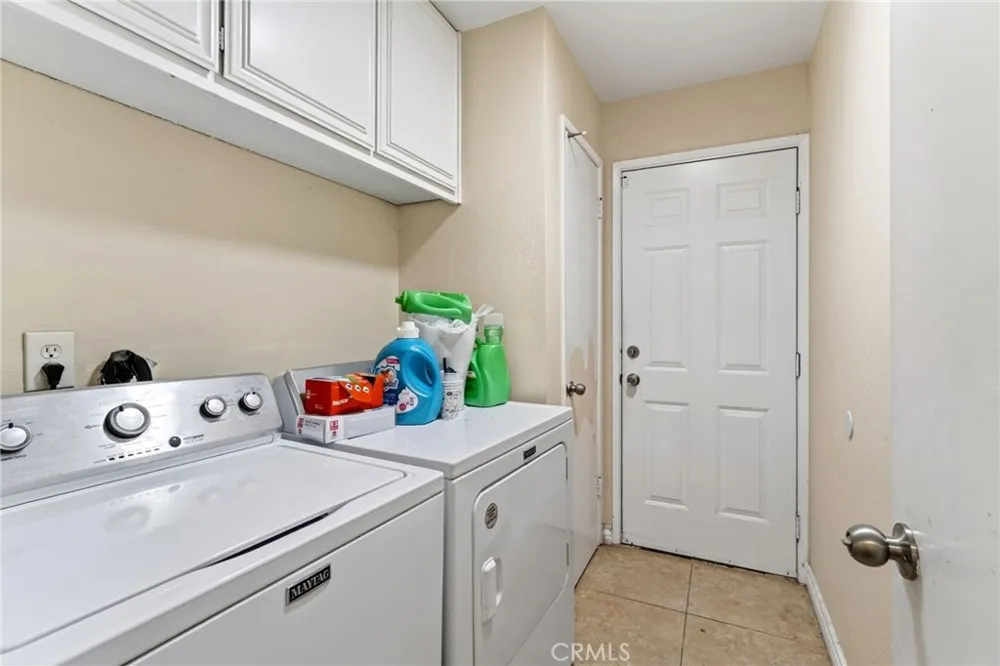 6843 Virginia Lucerne, CA 95458