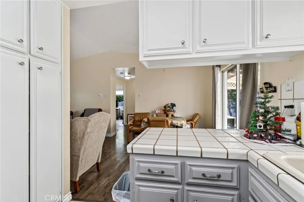 6843 Virginia Lucerne, CA 95458