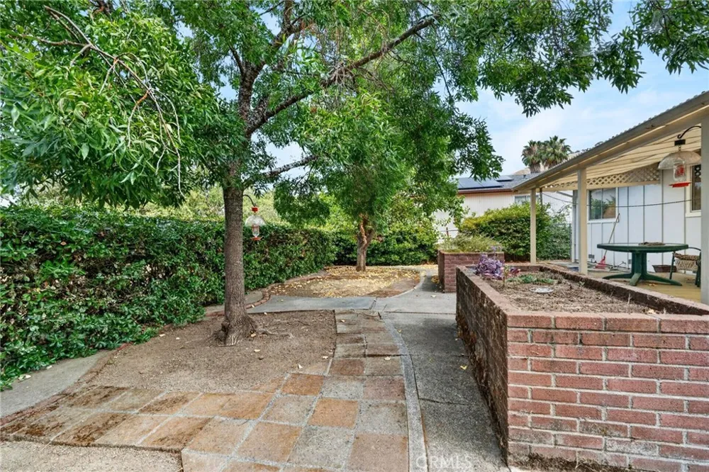6843 Virginia Lucerne, CA 95458