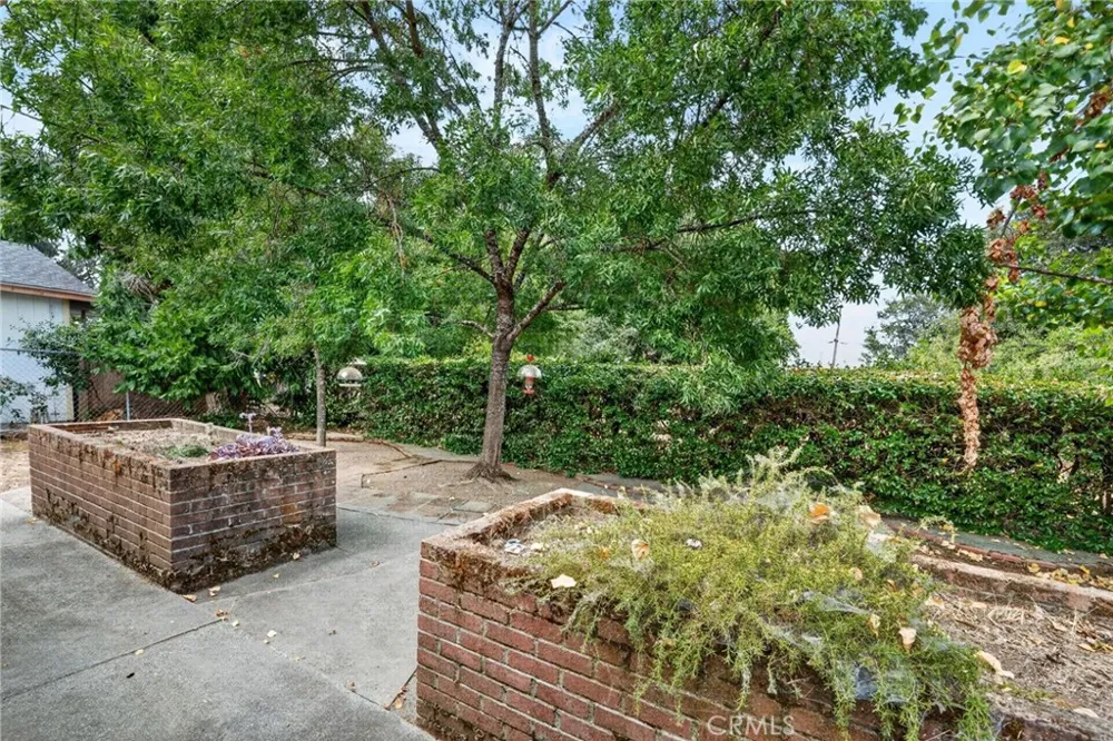 6843 Virginia Lucerne, CA 95458