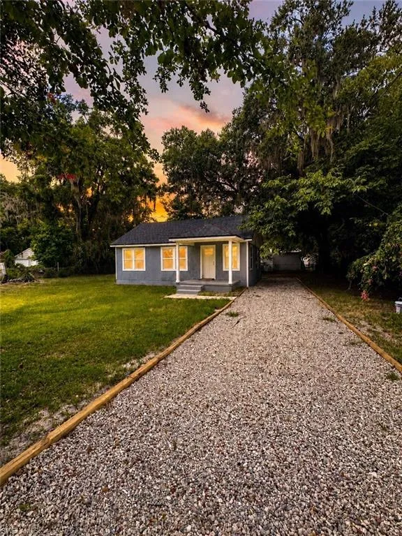 6019 Anderson Road Jacksonville, FL 32244