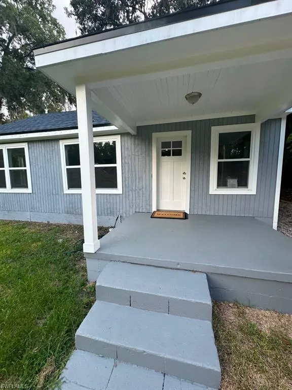 6019 Anderson Road Jacksonville, FL 32244