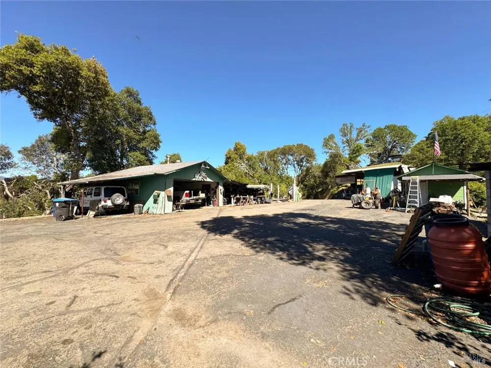 4400 Lake Ridge Drive Ukiah, CA 95482