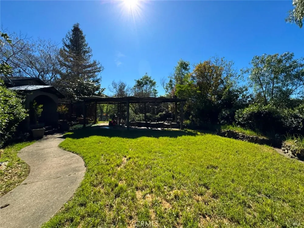 4400 Lake Ridge Drive Ukiah, CA 95482