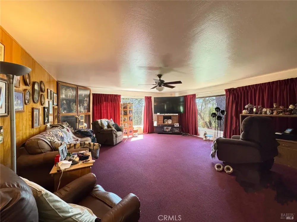 4400 Lake Ridge Drive Ukiah, CA 95482