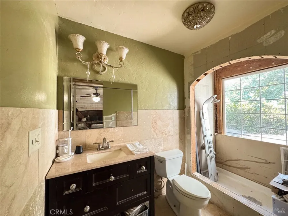 4400 Lake Ridge Drive Ukiah, CA 95482