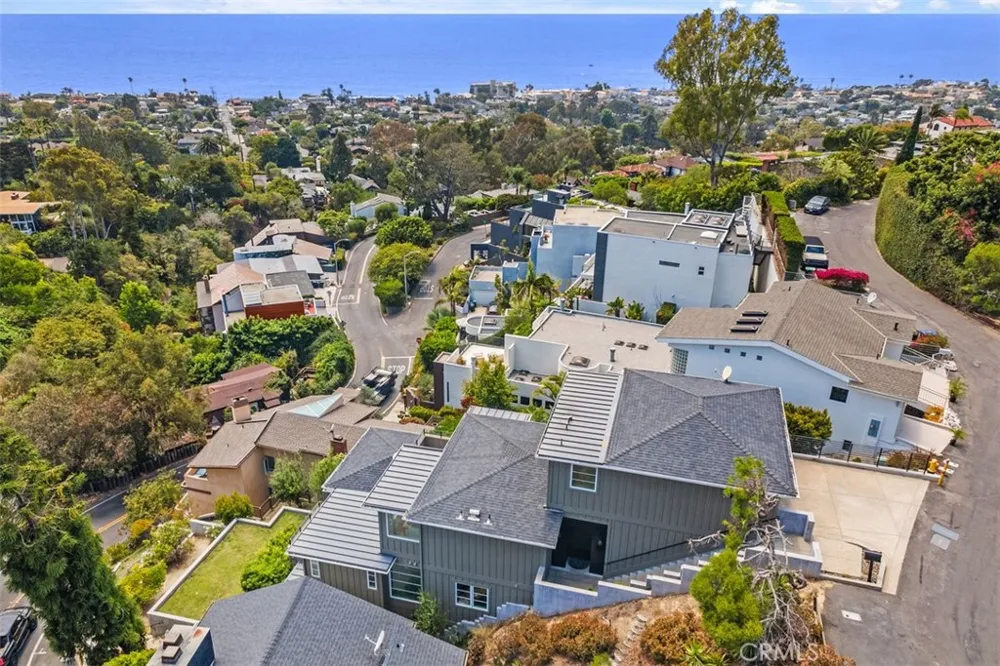 802 Summit Laguna Beach, CA 92651