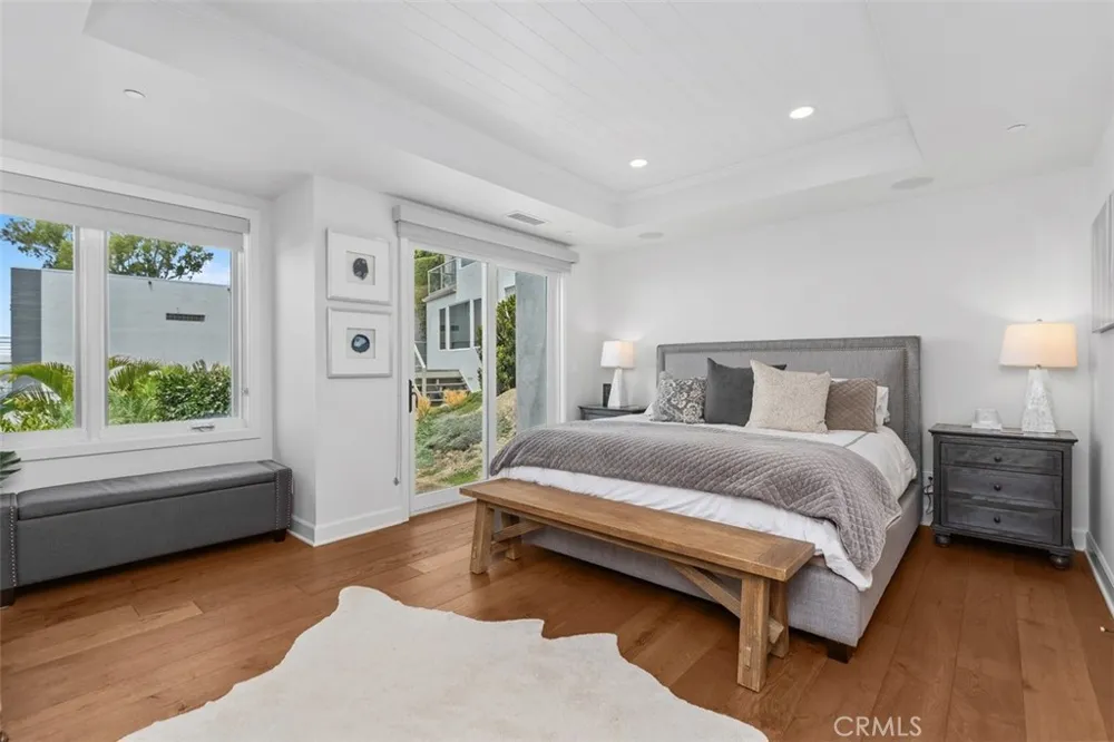 802 Summit Laguna Beach, CA 92651