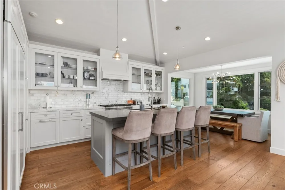 802 Summit Laguna Beach, CA 92651