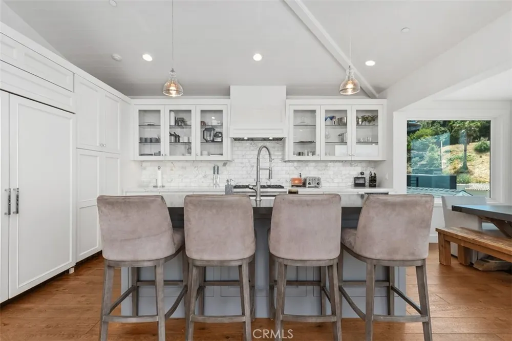 802 Summit Laguna Beach, CA 92651