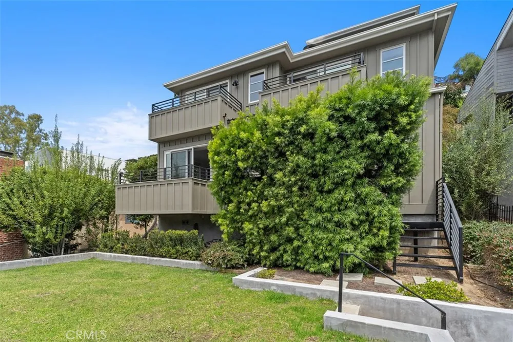 802 Summit Laguna Beach, CA 92651
