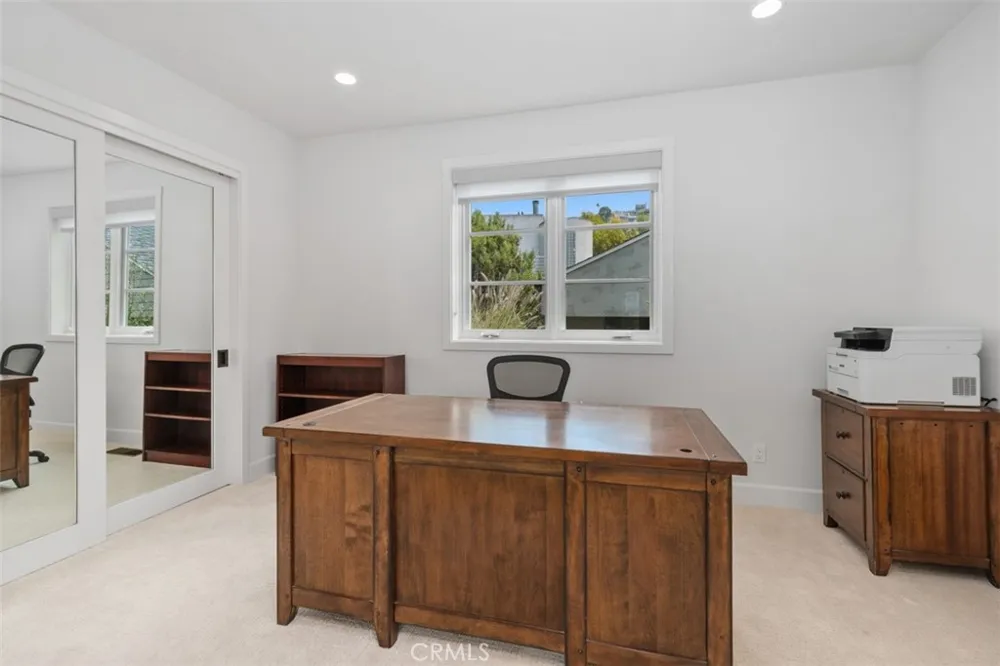 802 Summit Laguna Beach, CA 92651