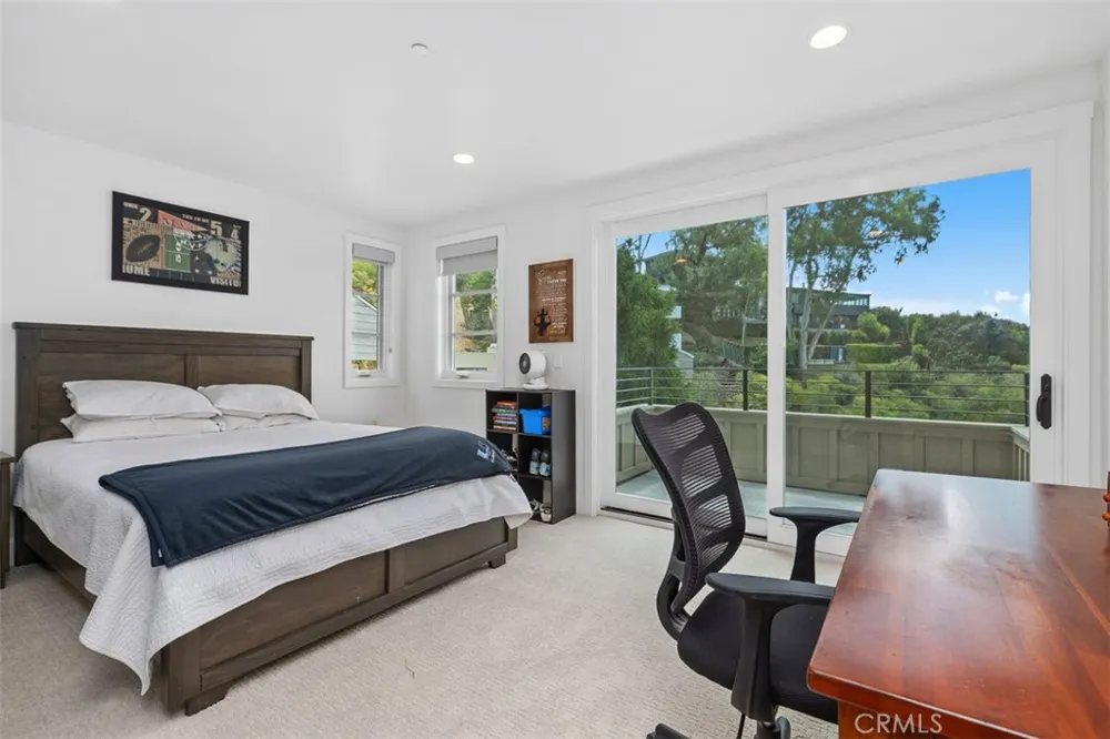 802 Summit Laguna Beach, CA 92651