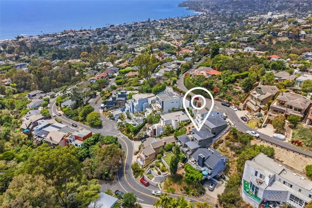 802 Summit Laguna Beach, CA 92651