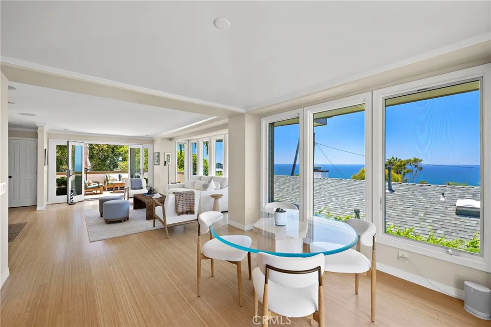 31953 10th Avenue Laguna Beach, CA 92651