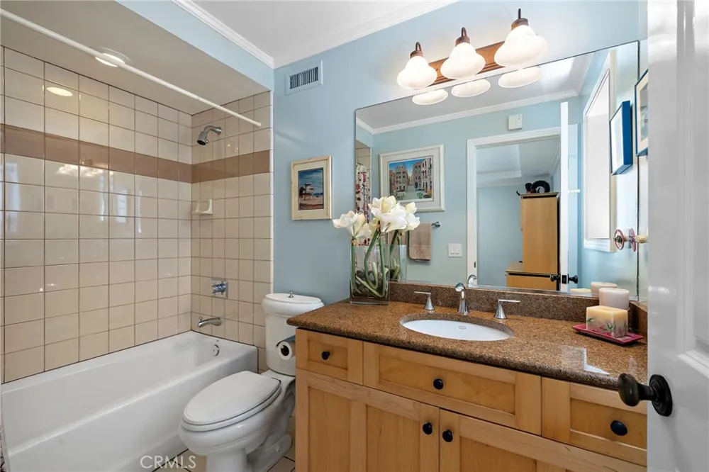 31953 10th Avenue Laguna Beach, CA 92651