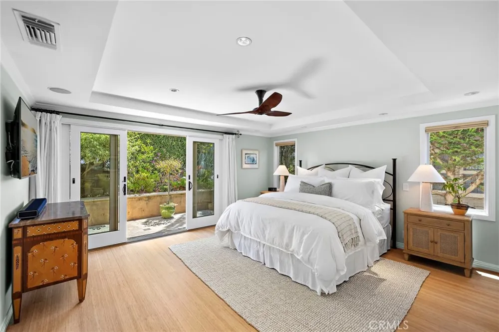 31953 10th Avenue Laguna Beach, CA 92651