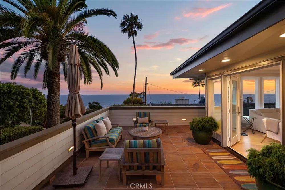 31953 10th Avenue Laguna Beach, CA 92651