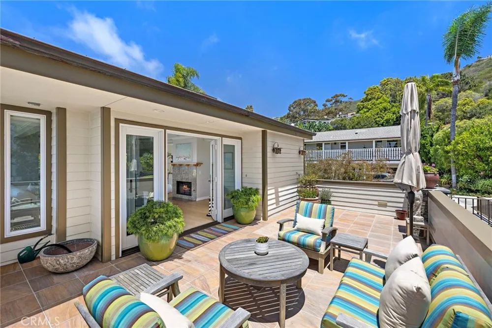 31953 10th Avenue Laguna Beach, CA 92651