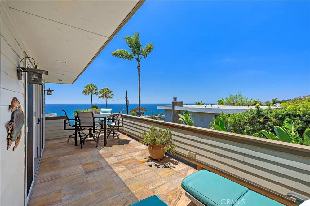 31953 10th Avenue Laguna Beach, CA 92651