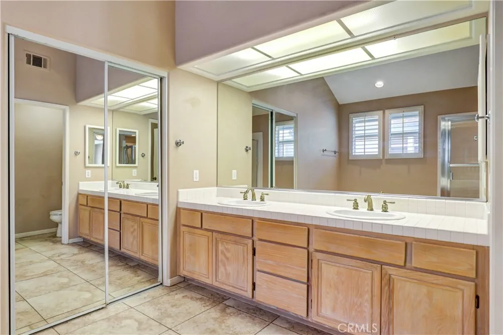 26 Cameray Heights Laguna Niguel, CA 92677