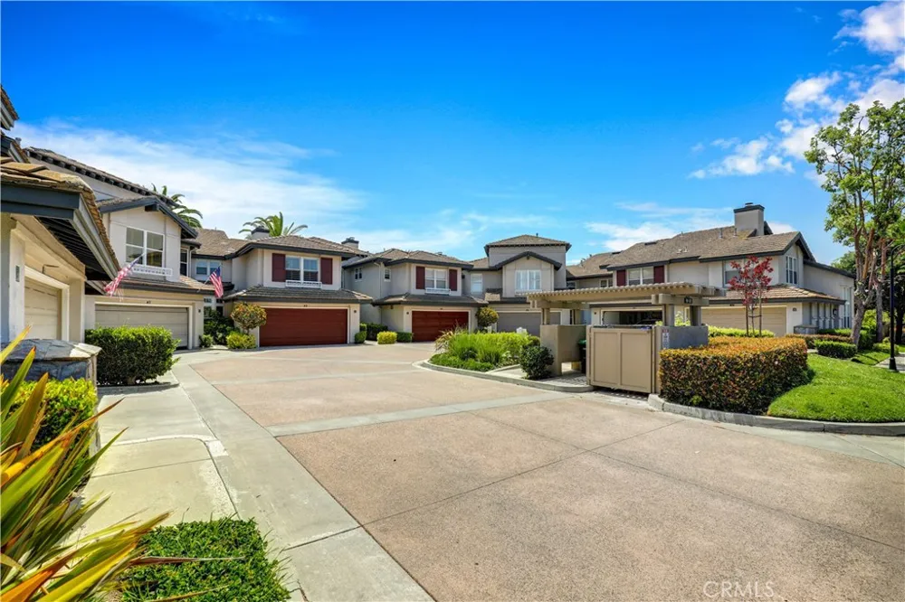 26 Cameray Heights Laguna Niguel, CA 92677