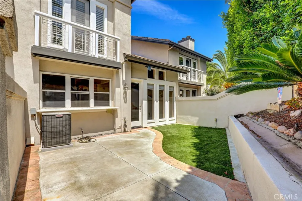 26 Cameray Heights Laguna Niguel, CA 92677