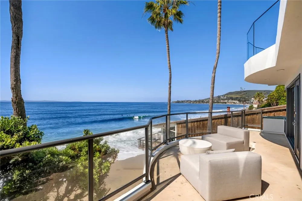 921 Gaviota Drive Laguna Beach, CA 92651