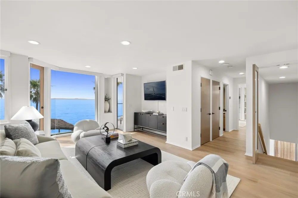 921 Gaviota Drive Laguna Beach, CA 92651