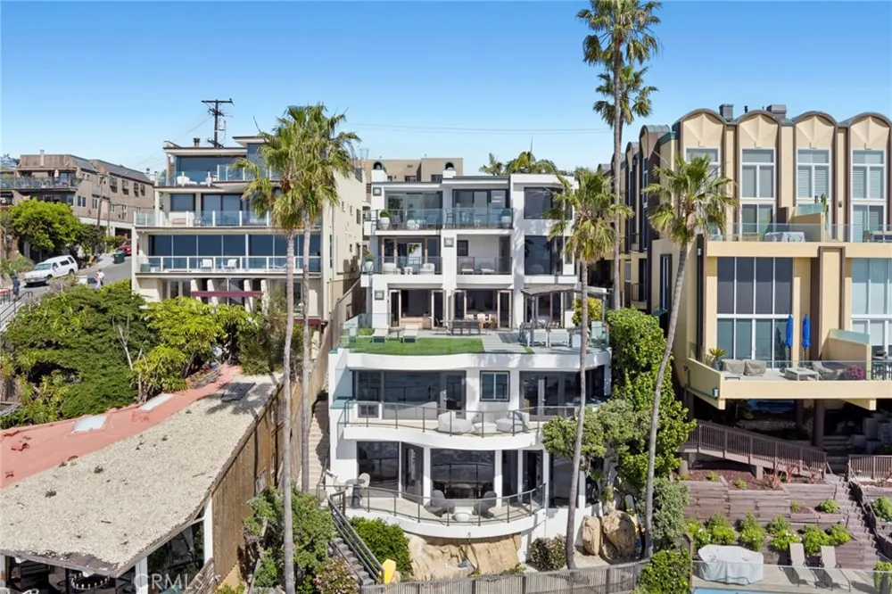 921 Gaviota Drive Laguna Beach, CA 92651