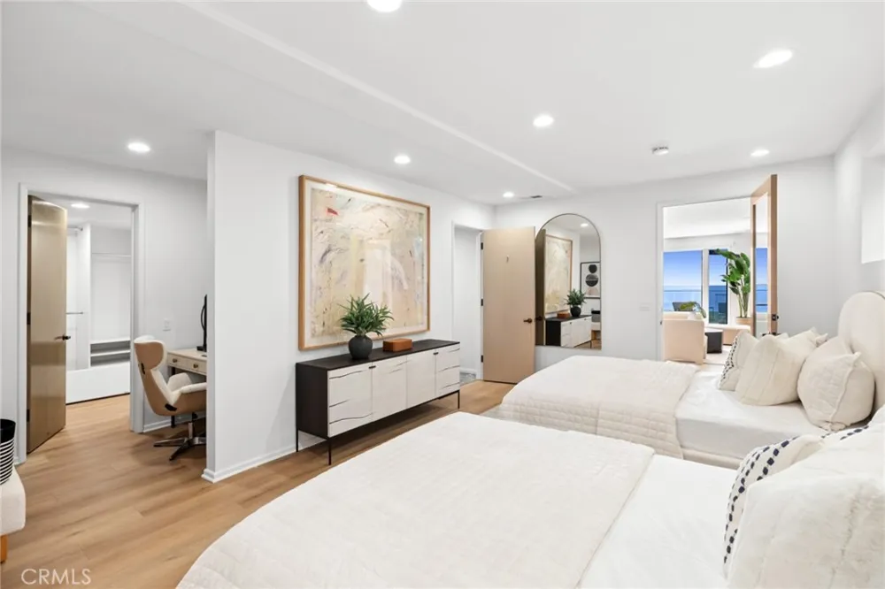 921 Gaviota Drive Laguna Beach, CA 92651