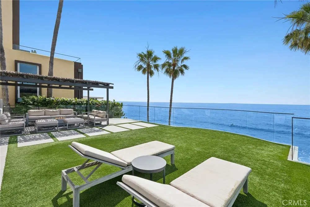 921 Gaviota Drive Laguna Beach, CA 92651