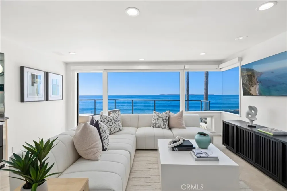 921 Gaviota Drive Laguna Beach, CA 92651