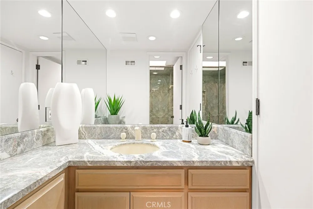 921 Gaviota Drive Laguna Beach, CA 92651