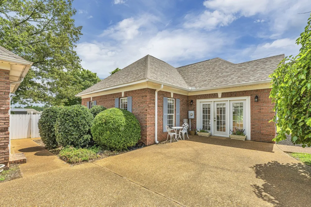 260 Kerr Farms Ln Savannah, TN 38372