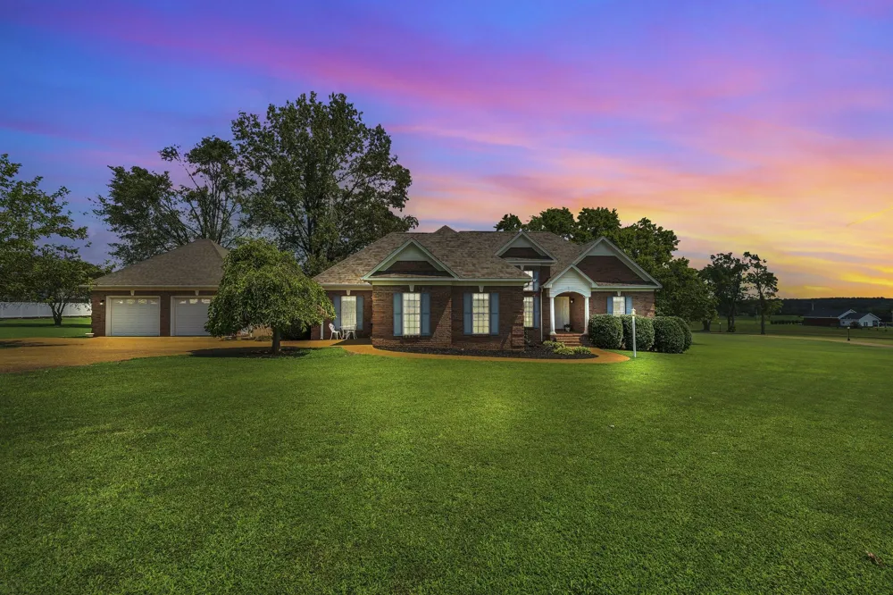 260 Kerr Farms Ln Savannah, TN 38372