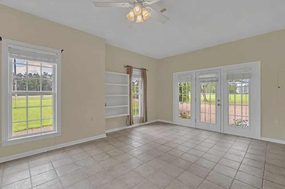 260 Kerr Farms Ln Savannah, TN 38372