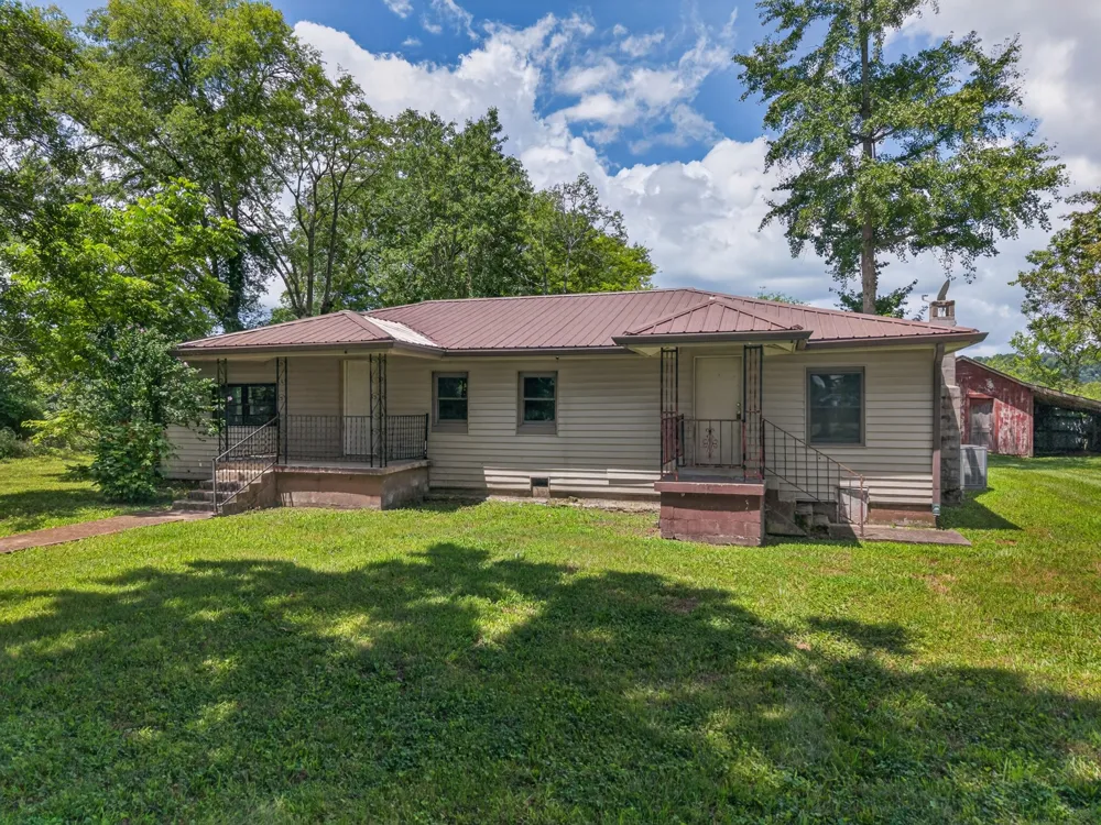 54 Hovis Bend Rd Fayetteville, TN 37334