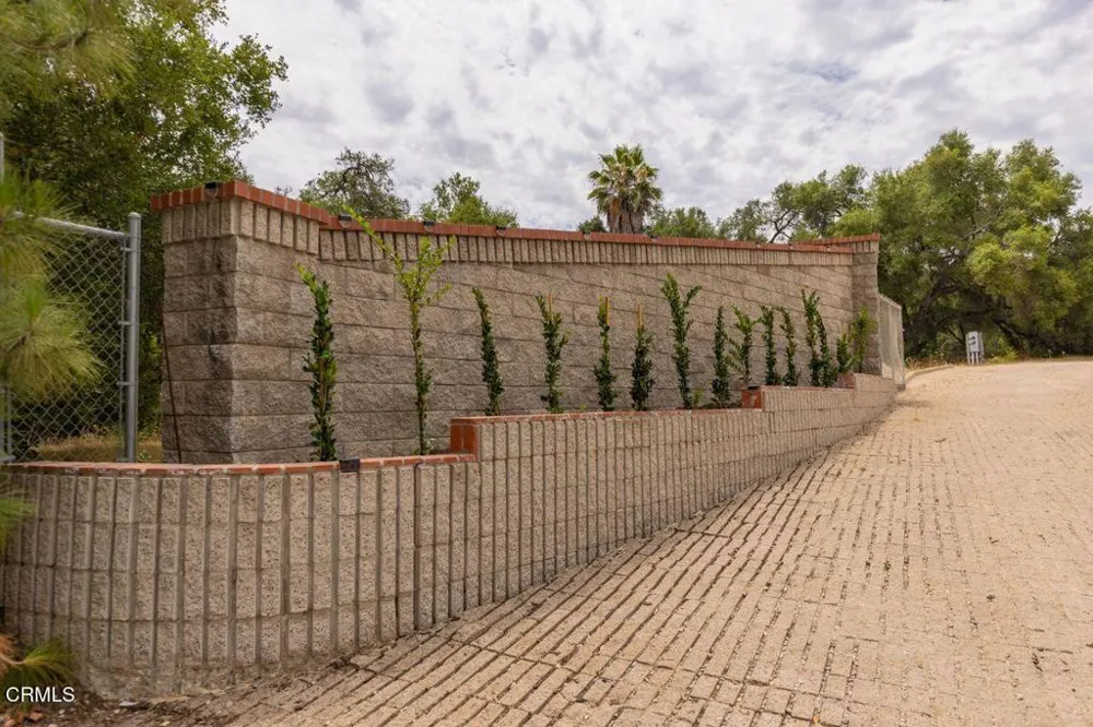 1410 Baldwin Road Ojai, CA 93023