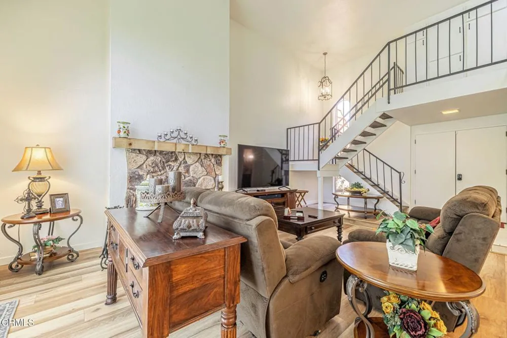 236 Shirley Lane Palmdale, CA 93551
