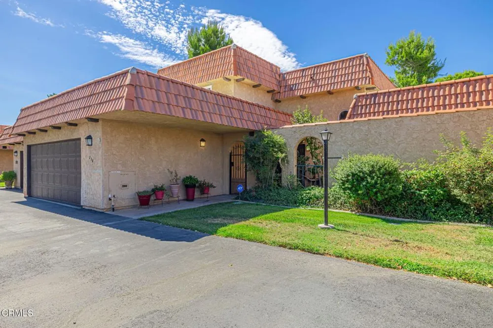236 Shirley Lane Palmdale, CA 93551