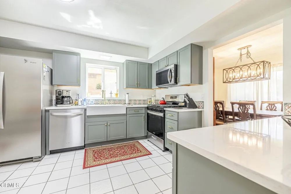 236 Shirley Lane Palmdale, CA 93551