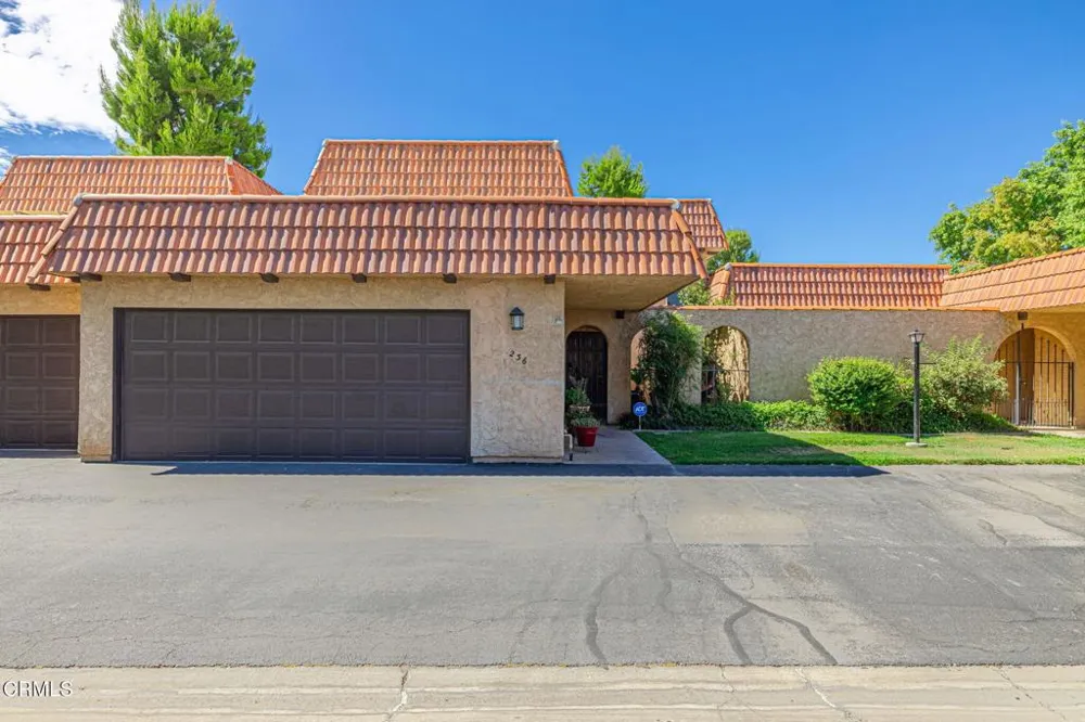 236 Shirley Lane Palmdale, CA 93551
