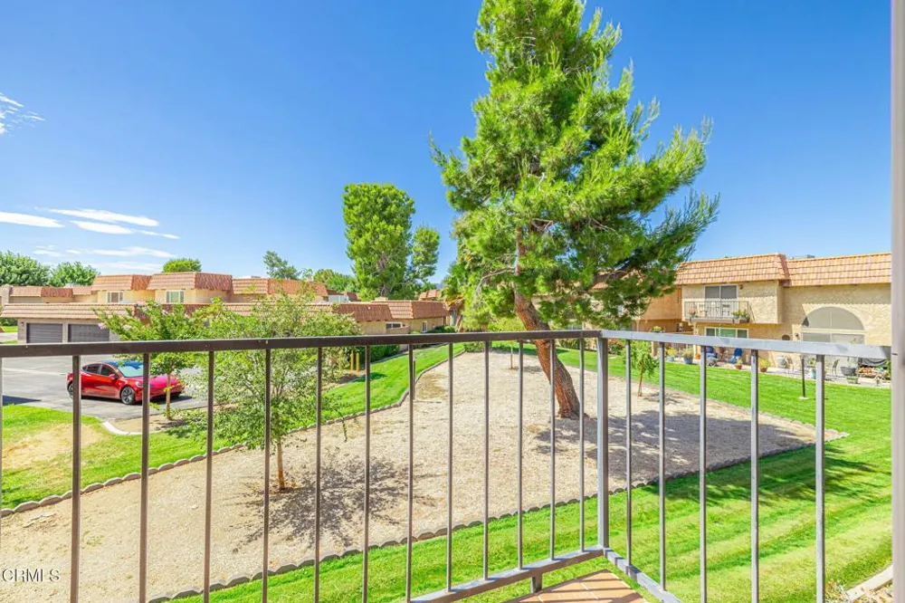 236 Shirley Lane Palmdale, CA 93551
