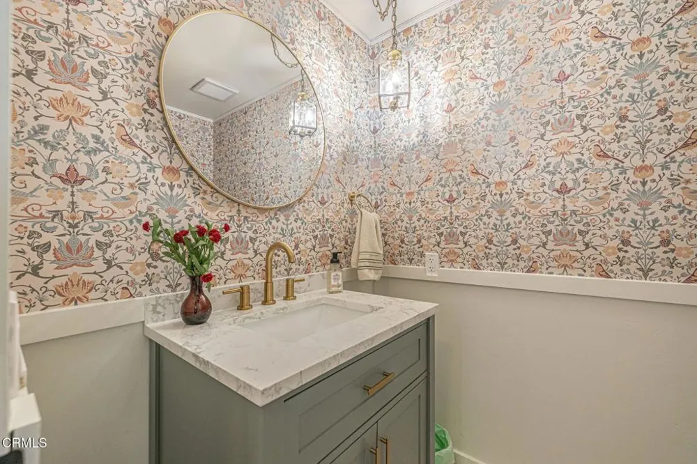 236 Shirley Lane Palmdale, CA 93551